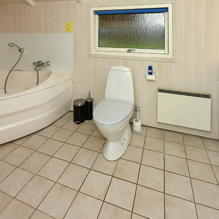8 Person In Oksb L Tatil Evi *